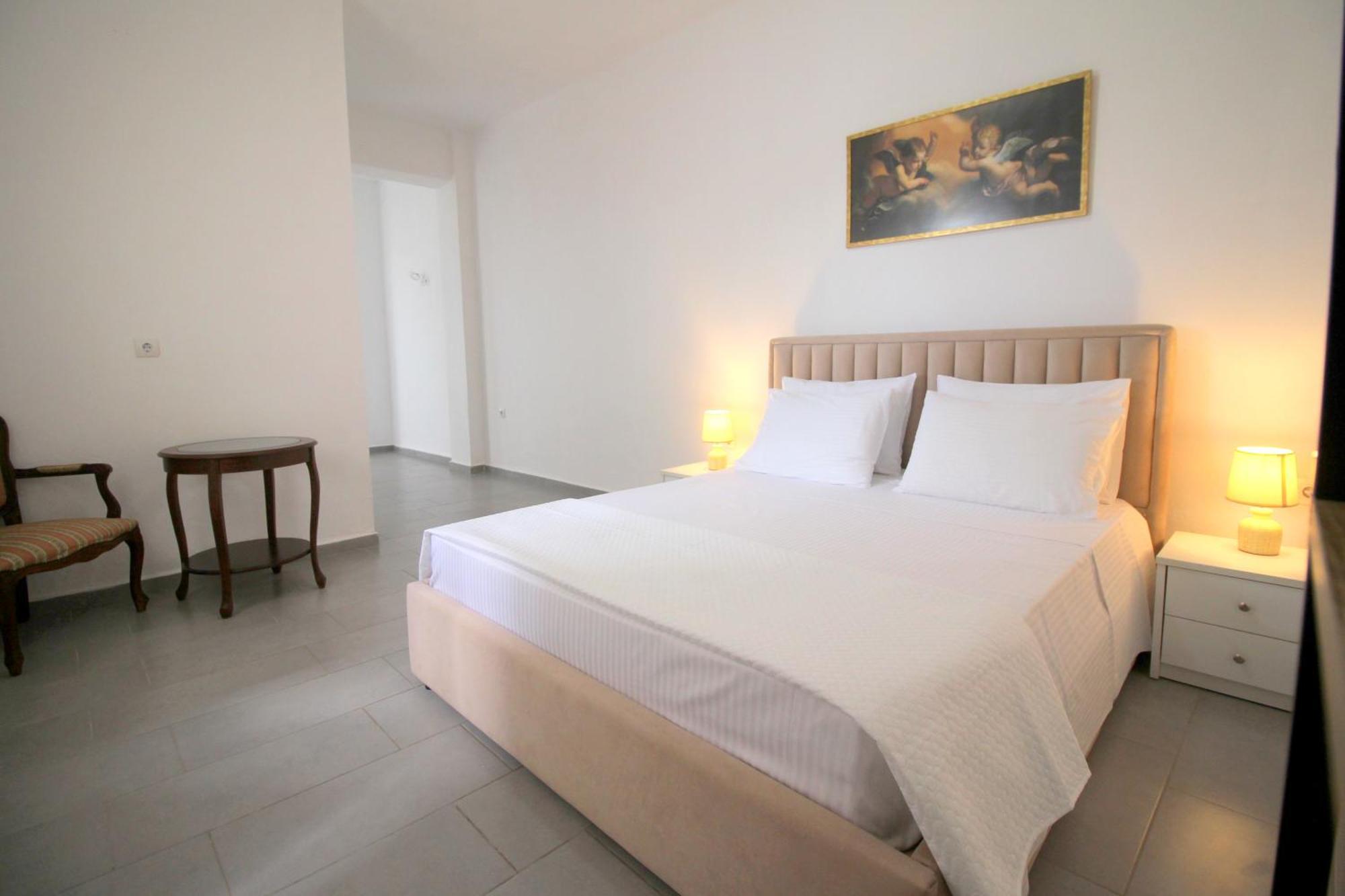 Nefeli'S Apartment Himare Exterior photo