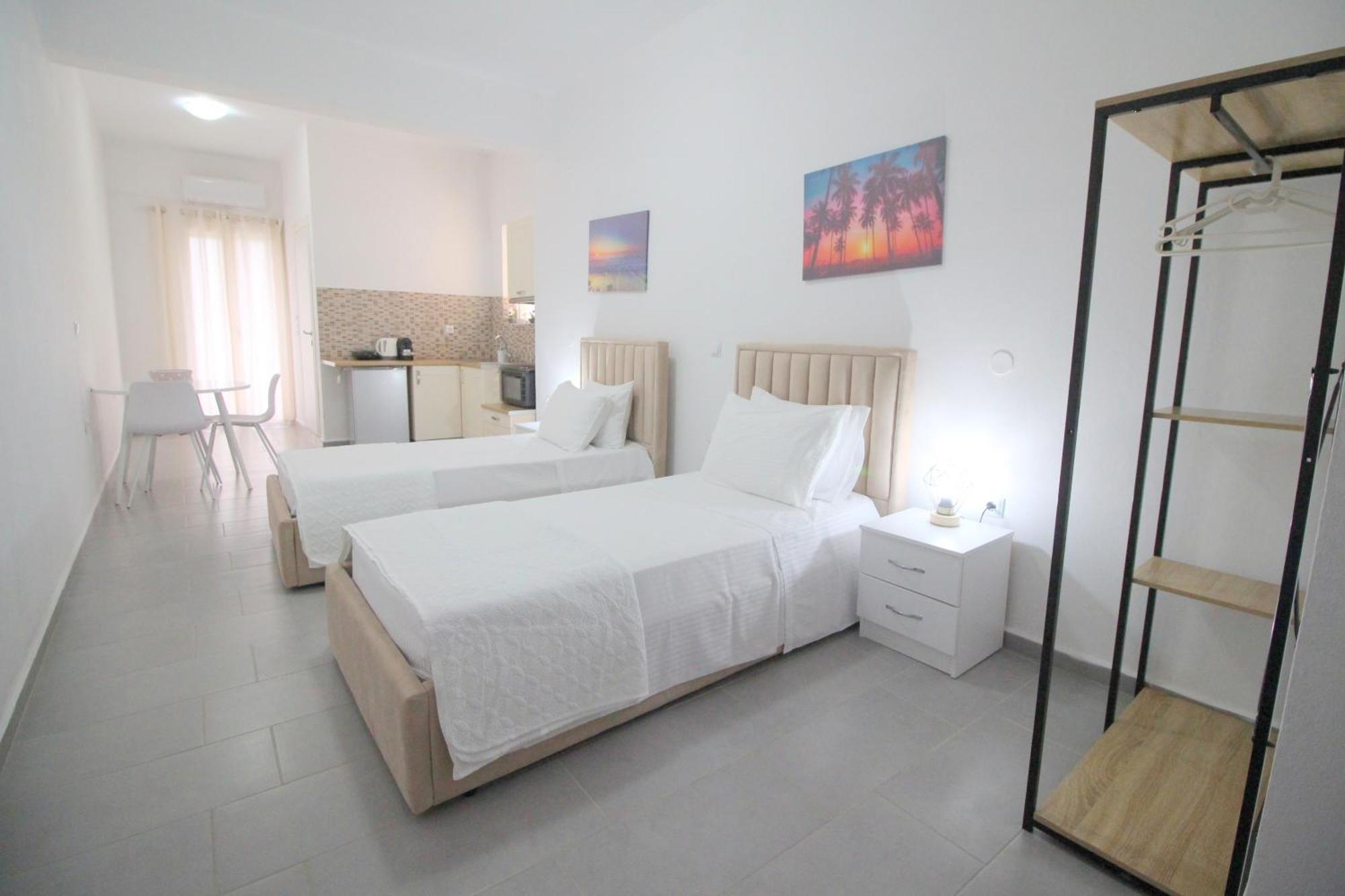 Nefeli'S Apartment Himare Exterior photo